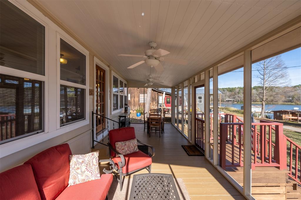 Lake Frankston - Residential