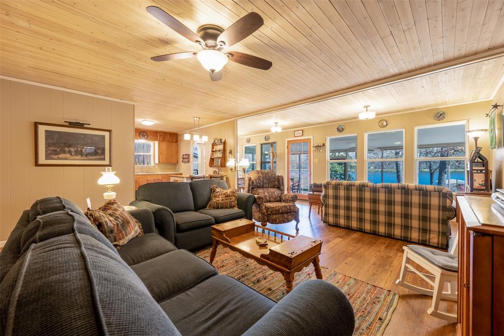 Lake Frankston - Residential