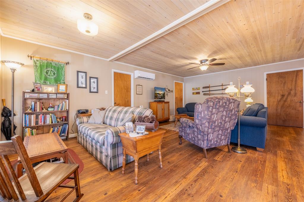 Lake Frankston - Residential