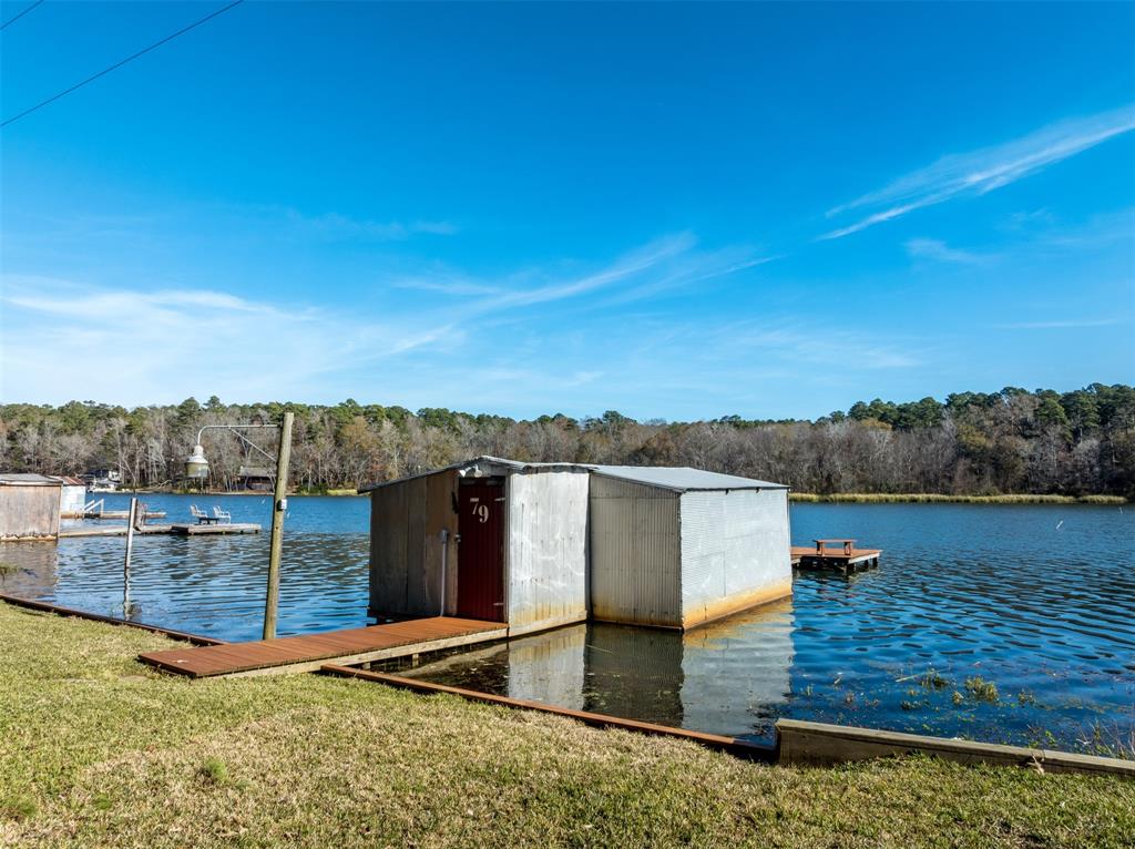 Lake Frankston - Residential