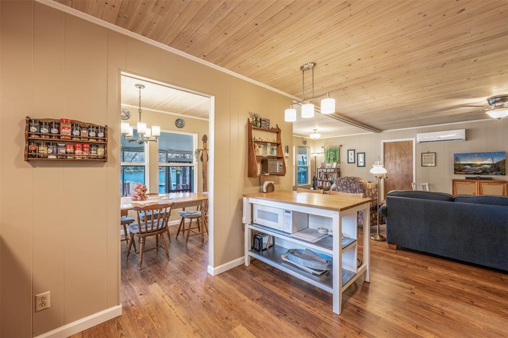 Lake Frankston - Residential