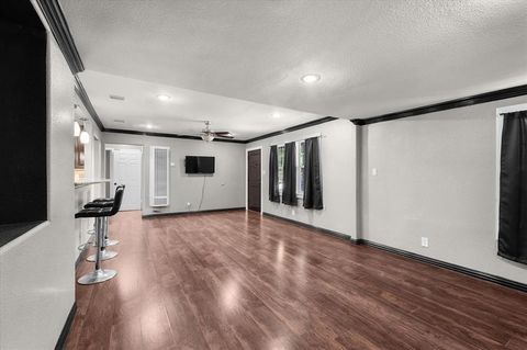 Tiny photo for 1520 Barcus Circle, Fort Worth, TX 76134 (MLS # 21101360)