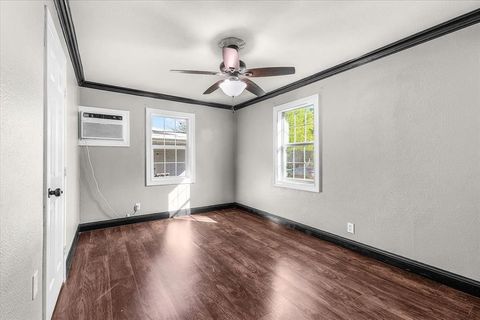 Tiny photo for 1520 Barcus Circle, Fort Worth, TX 76134 (MLS # 21101360)