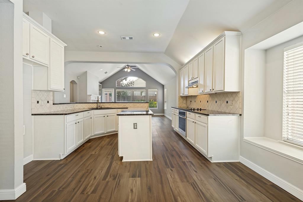 5525 Pebble Court