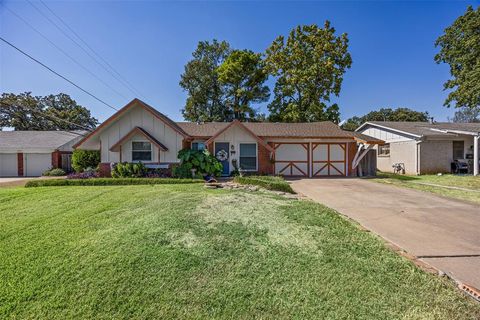 1820 Muse Street Fort Worth TX 76112