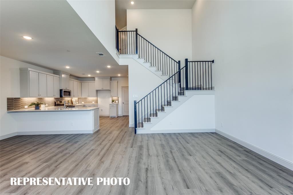 2825 Maidenhair Lane