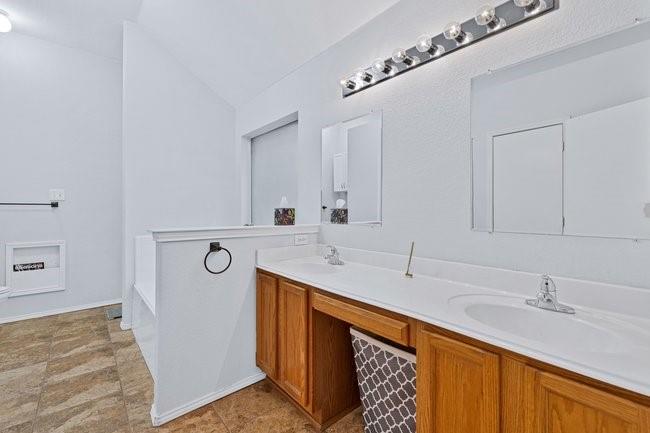 The Parks Of Hillsborough - Residential