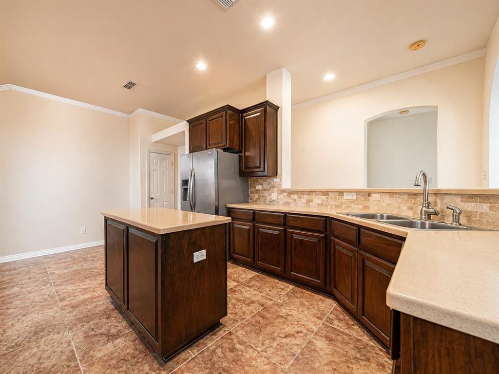 5527 Park Ridge Drive