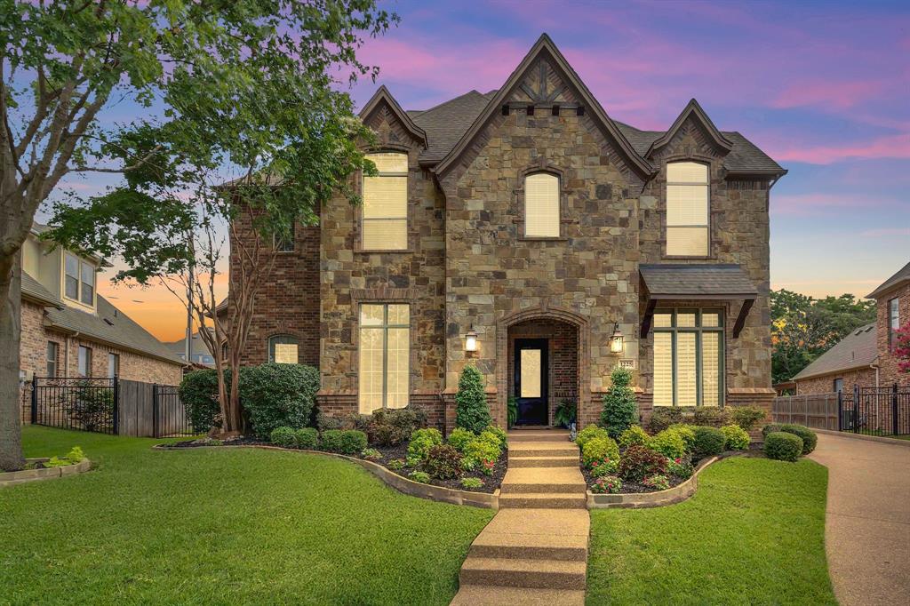 1225 Verona Way