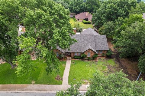 A home in Waxahachie