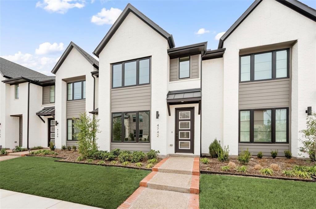 4742 Smokey Quartz Lane