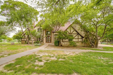 163 Oakcrest Hills Drive Aledo TX 76008