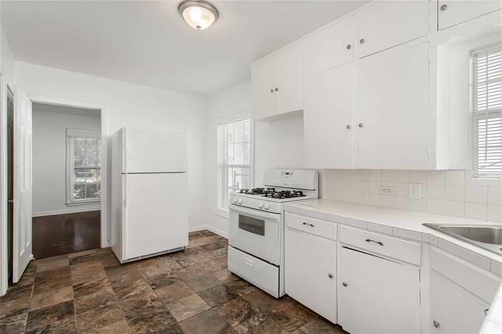 Lovers Lane Heights - Residential Lease