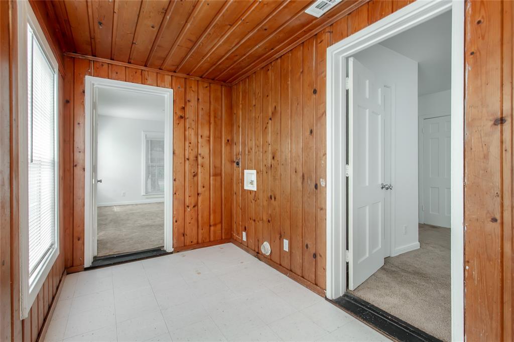 Lovers Lane Heights - Residential Lease