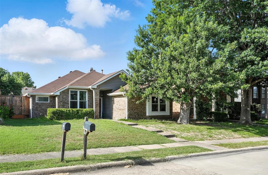 607 White Oak Street
