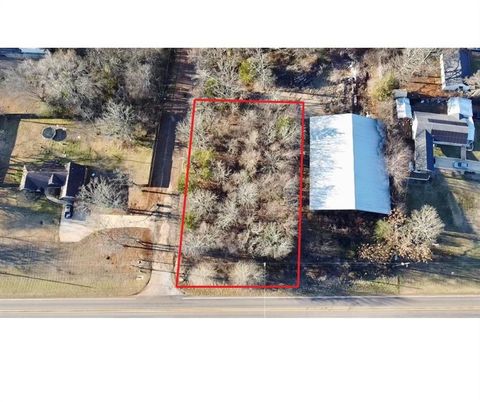Photo of TBD E Henderson Street, Bullard, TX 75757 (MLS # 21171285)