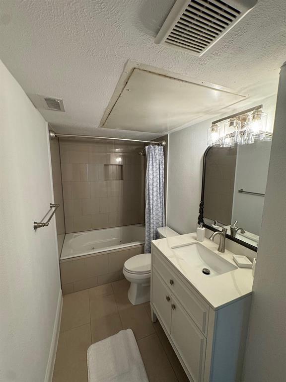 Colony 24 - Residential Lease