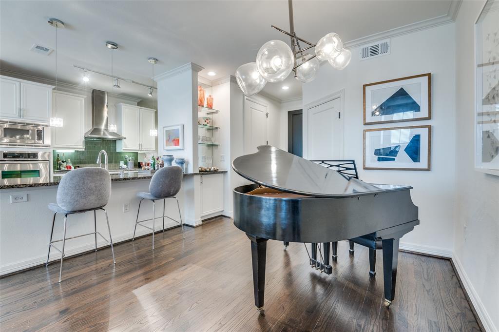 8616 Turtle Creek Boulevard 421