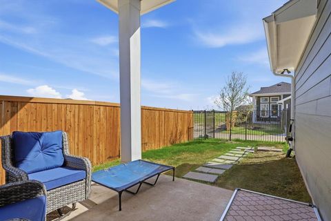 Tiny photo for 1018 Abigail Way, Midlothian, TX 76065 (MLS # 21209827)