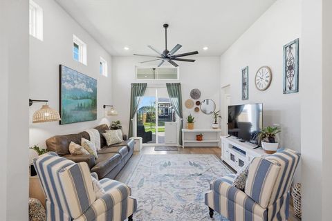 Tiny photo for 1018 Abigail Way, Midlothian, TX 76065 (MLS # 21209827)