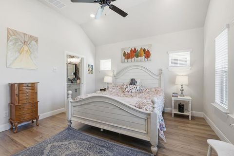Tiny photo for 1018 Abigail Way, Midlothian, TX 76065 (MLS # 21209827)