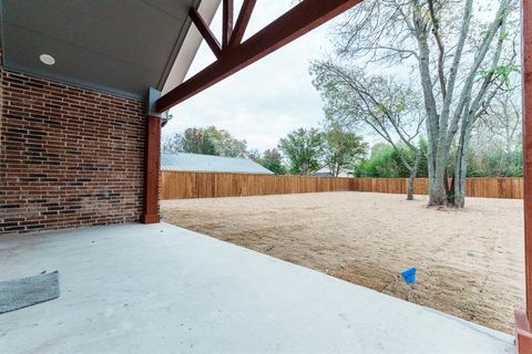 A home in Bonham