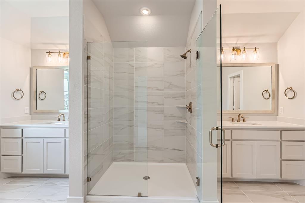 Castle Hills Northpointe Townhomes - Residential