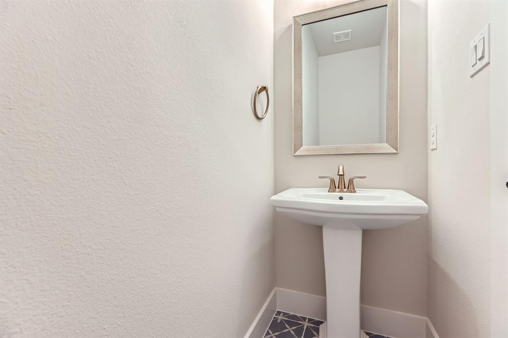 Castle Hills Northpointe Townhomes - Residential