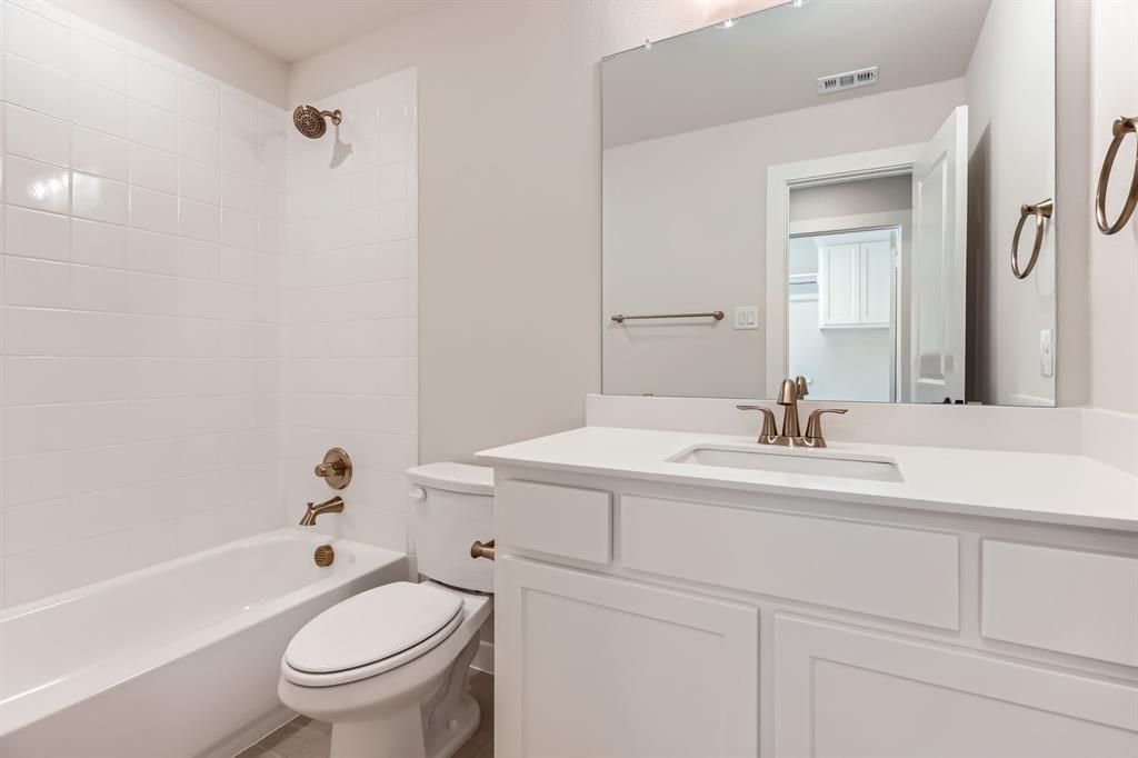 Castle Hills Northpointe Townhomes - Residential