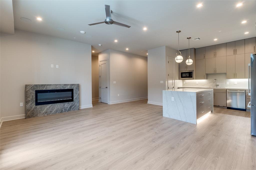 Mansfield R A - Residential