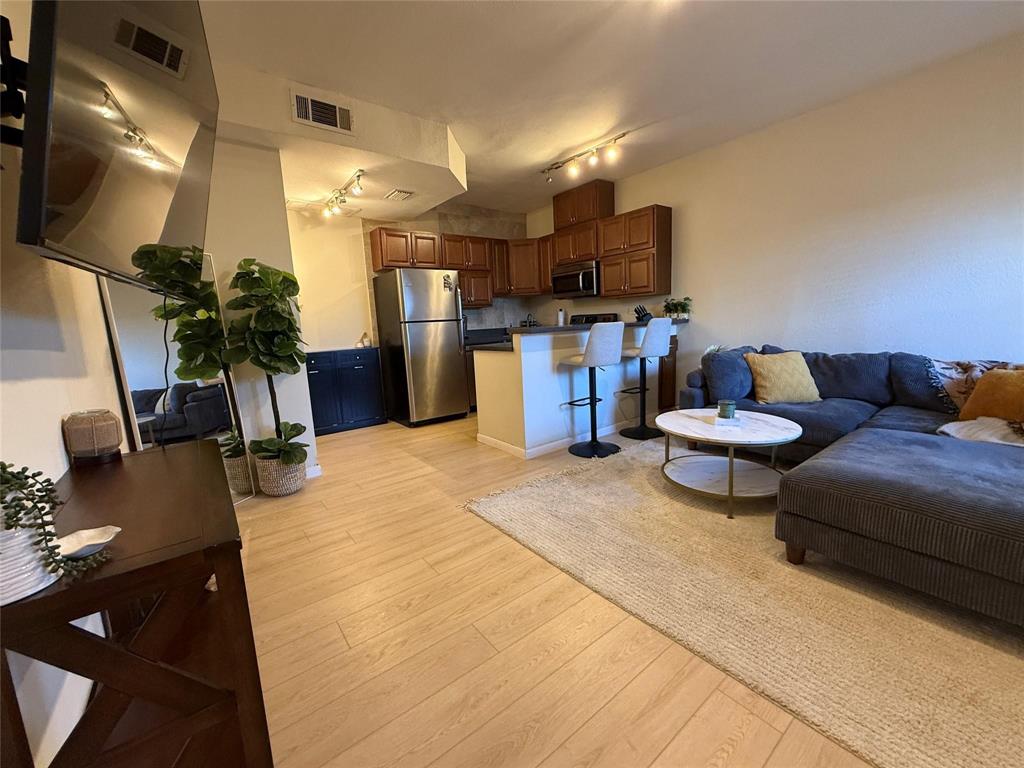 University Crossroads 01 & 02 - Residential Lease