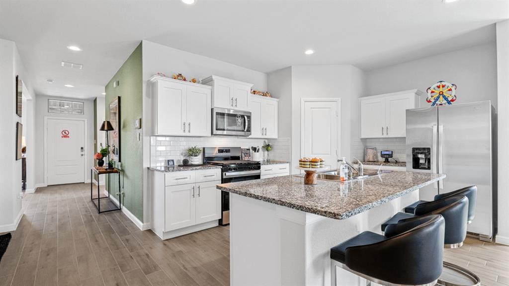 155 BAY MEADOWS Lane