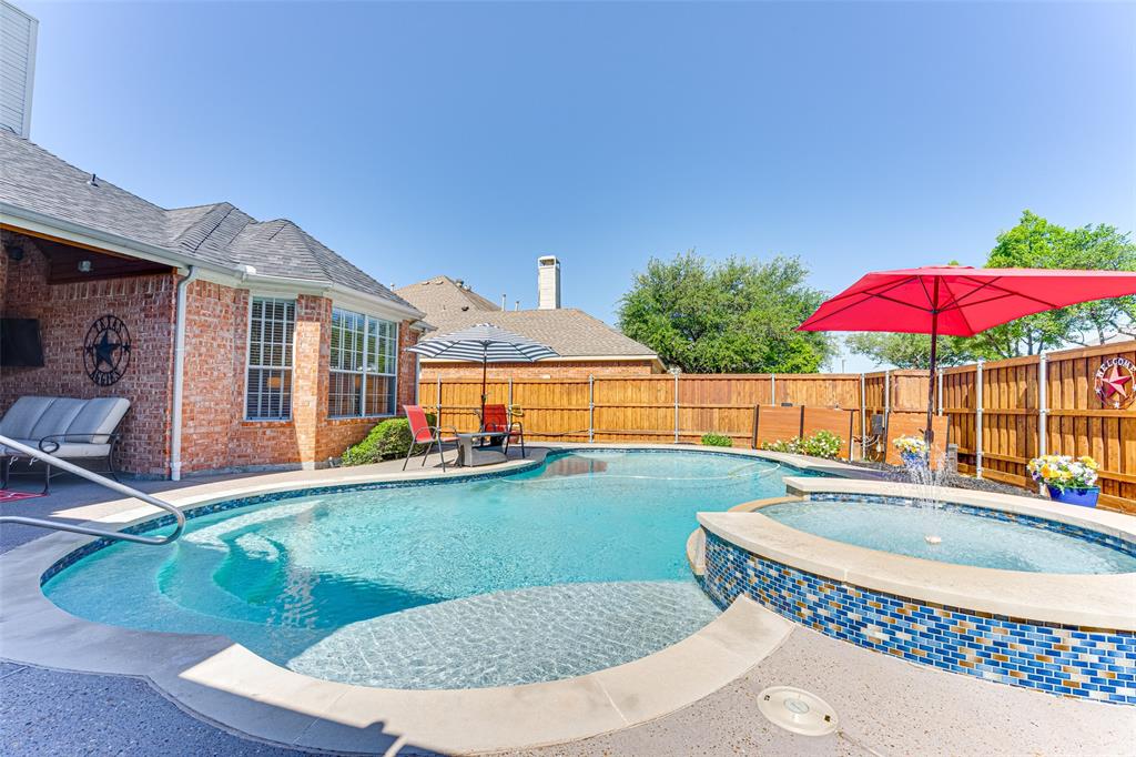 4437 English Oak Drive