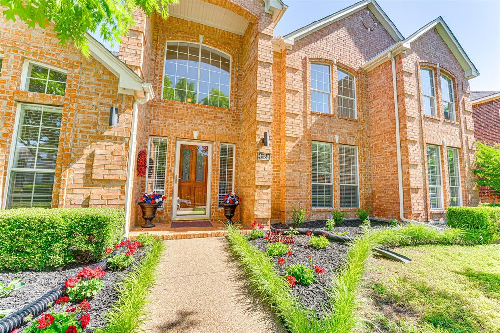 4437 English Oak Drive