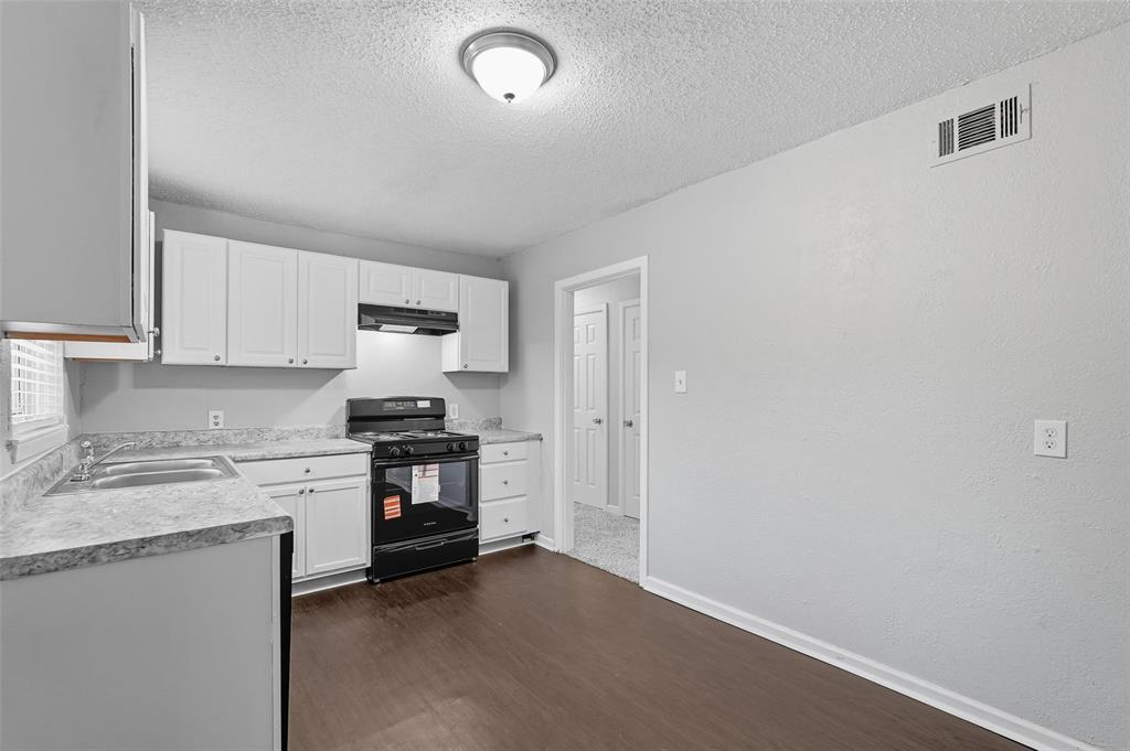 Country Club Park 01 - Residential