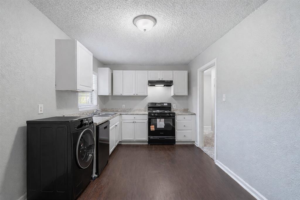 Country Club Park 01 - Residential