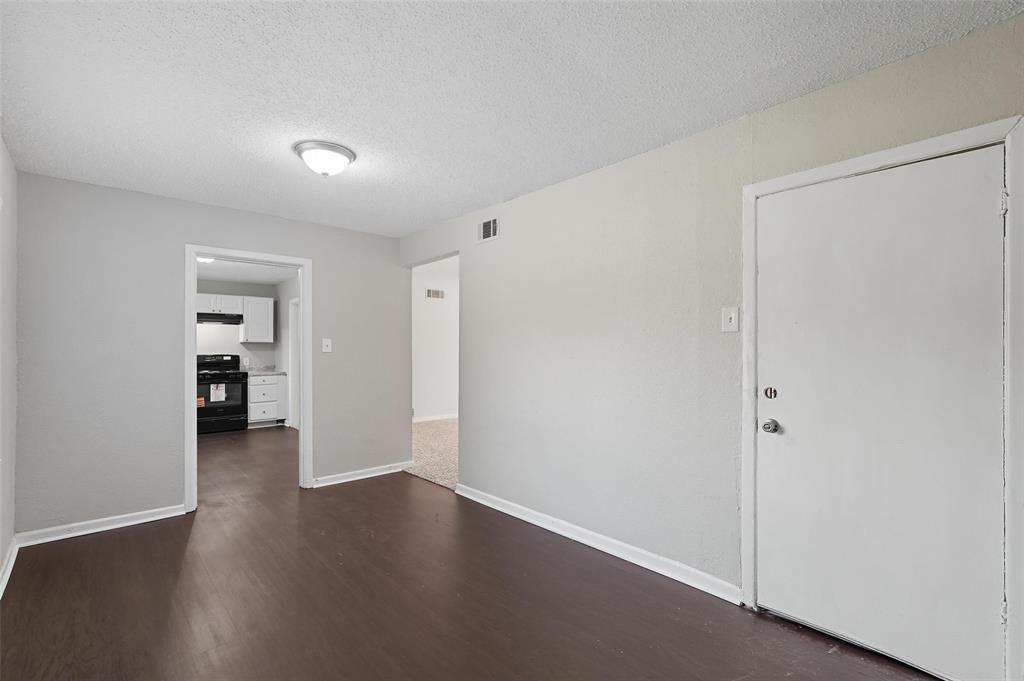 Country Club Park 01 - Residential