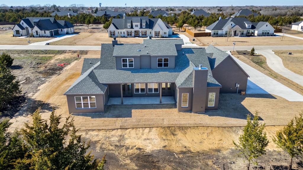 3040 Glen Oaks