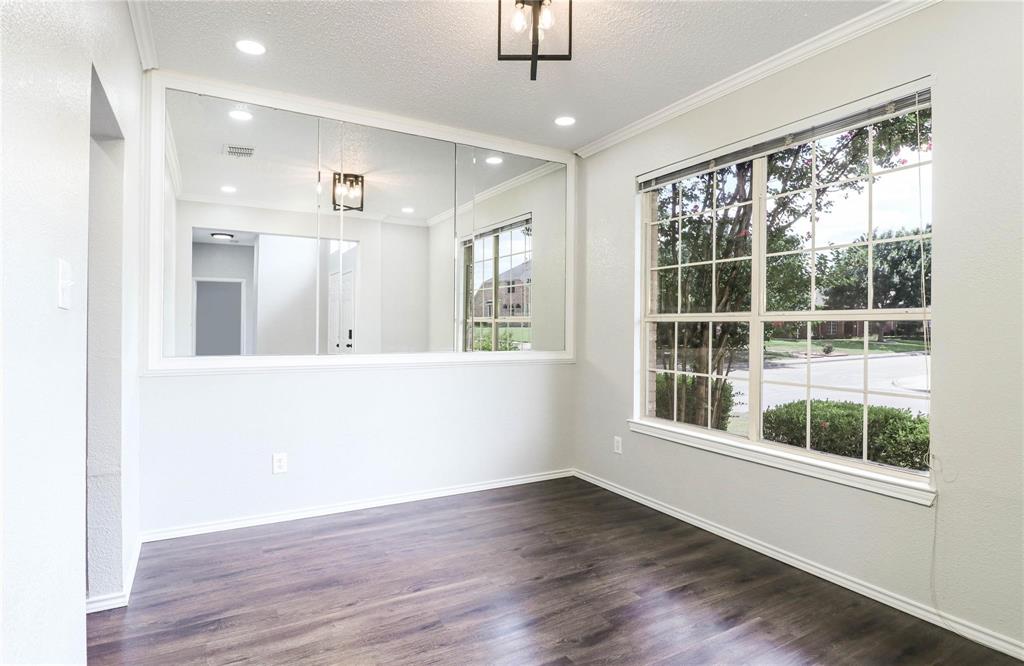 512 Dogwood Trail