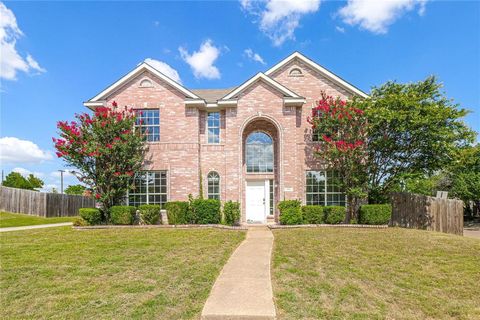 512 Dogwood Trail DeSoto TX 75115