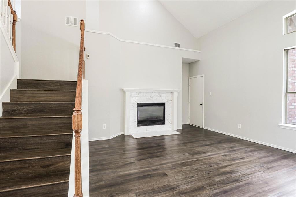 512 Dogwood Trail