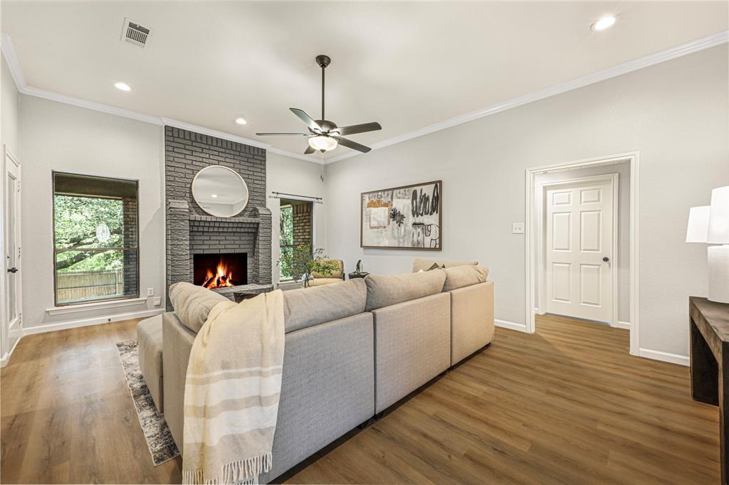 7009 Spanish Oaks Drive