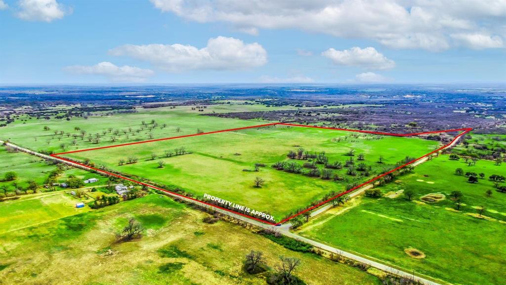 J J House 1240 - Farm