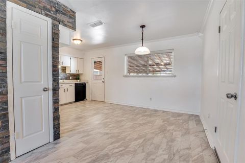 Tiny photo for 823 Ross Lane, Seagoville, TX 75159 (MLS # 21100993)