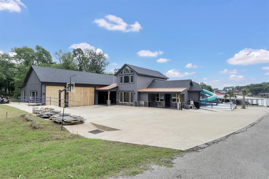 5000 Esquire Estates Road