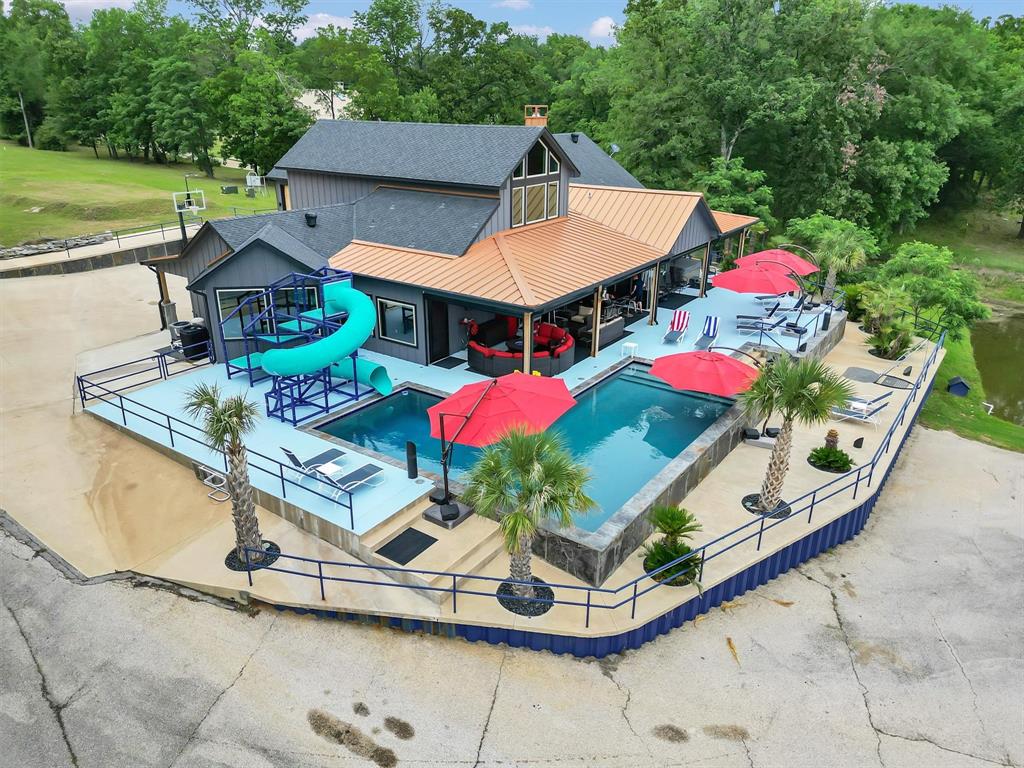 5000 Esquire Estates Road