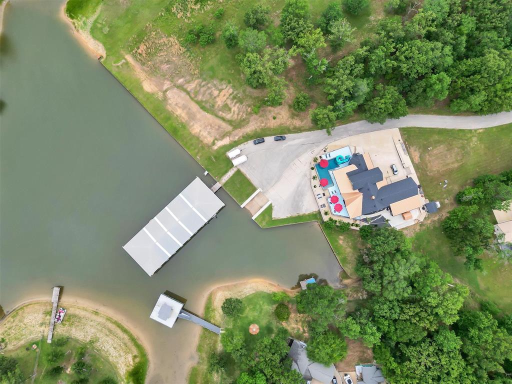 5000 Esquire Estates Road