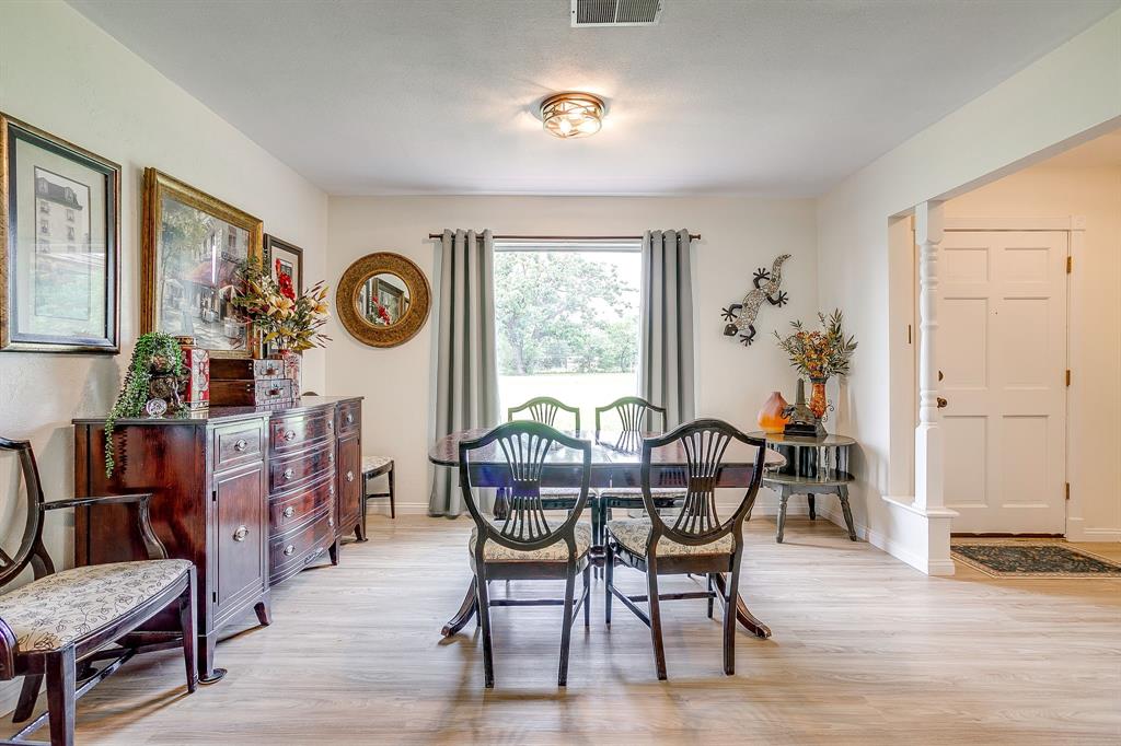 Colonial Country Estates - Residential