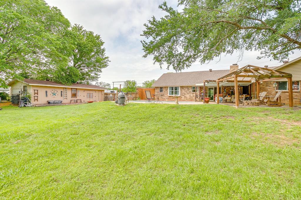 Colonial Country Estates - Residential
