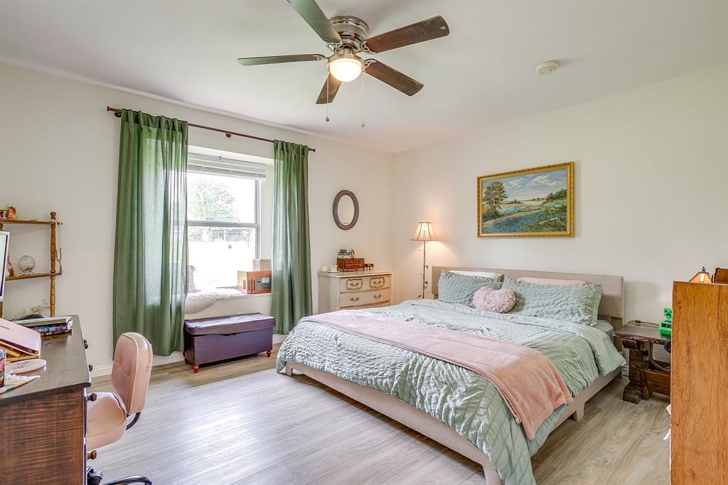 Colonial Country Estates - Residential